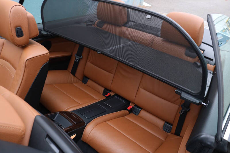 2011 BMW 3 Series 335i