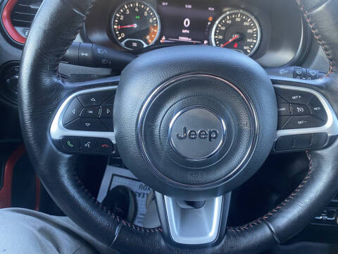 2017 Jeep Renegade Trailhawk