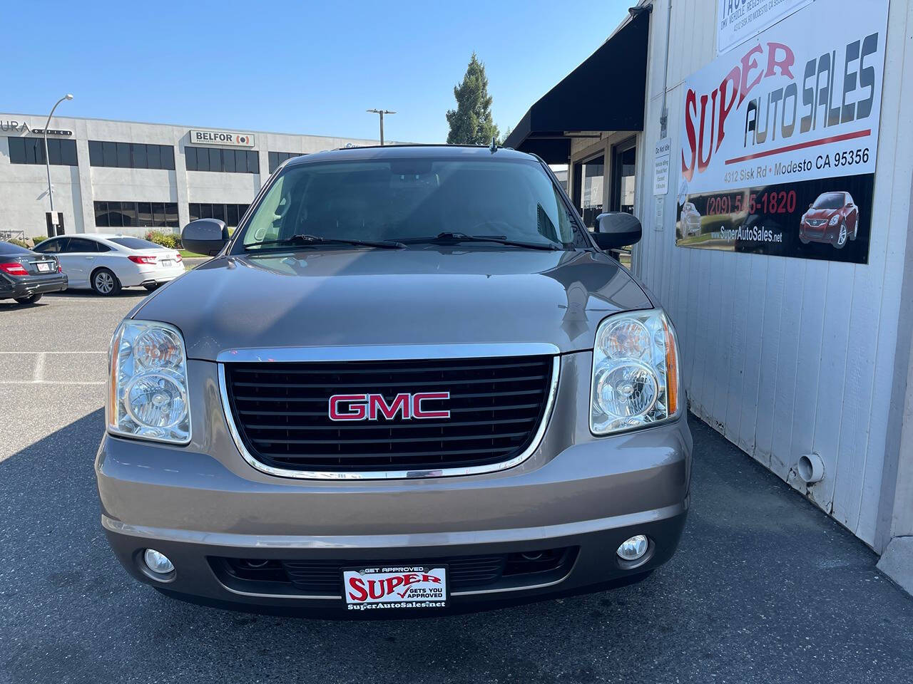 2014 GMC Yukon for sale at Super Auto Sales Modesto in Modesto, CA