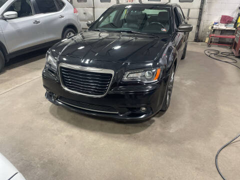 2013 Chrysler 300 for sale at Phil Giannetti Motors in Brownsville PA