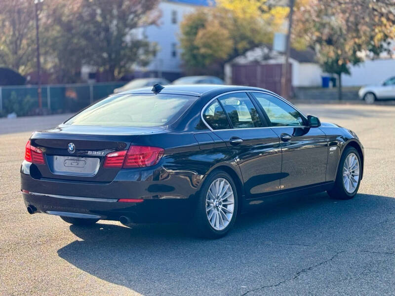 2012 BMW 5 Series 535i photo 6