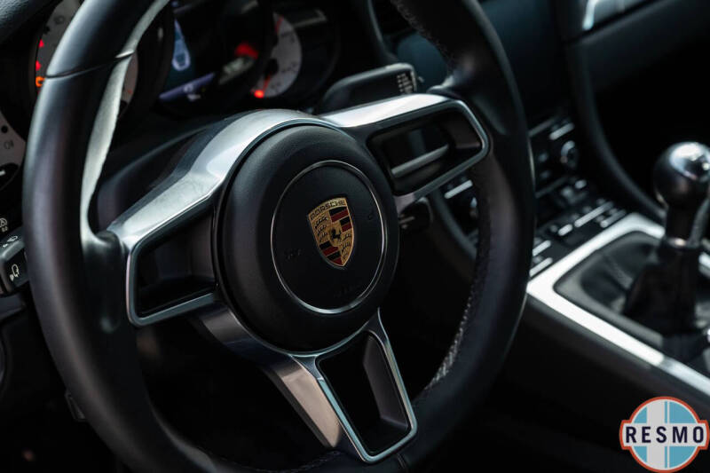 2017 Porsche 911