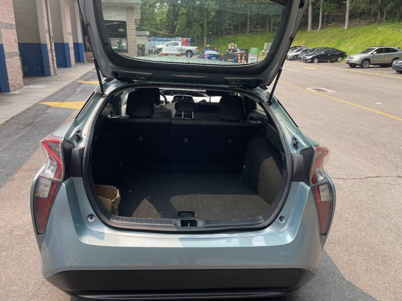 2018 Toyota Prius One