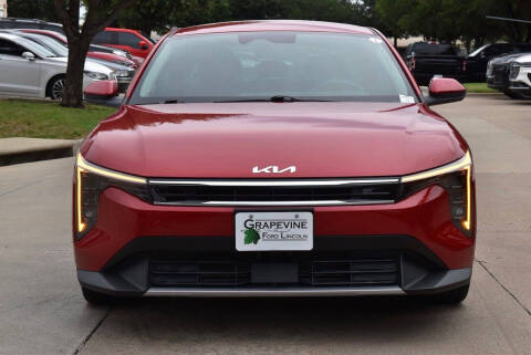 2025 Kia K4 EX