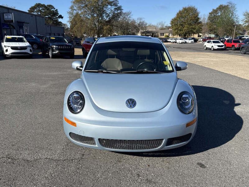 2010 Volkswagen New Beetle