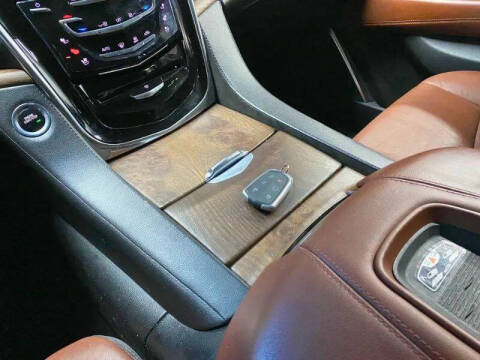 2017 Cadillac Escalade ESV Premium Luxury