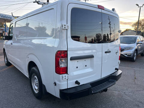2016 Nissan NV 3500 HD S