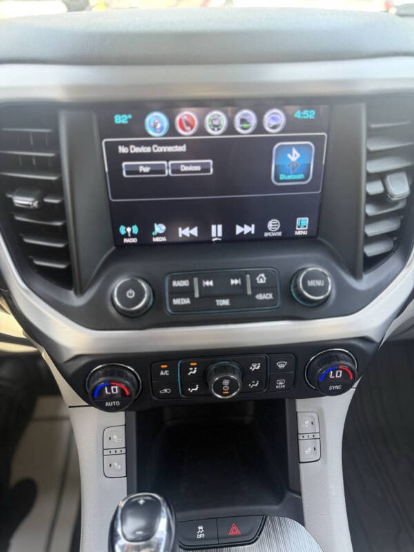 2019 GMC Acadia SLT-1