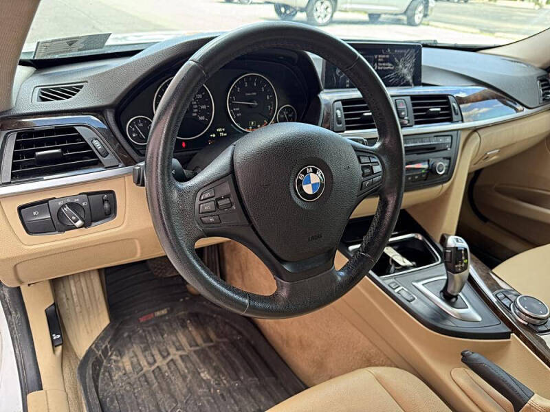 2015 BMW 3 Series 320i