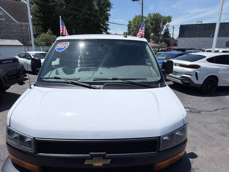 2021 Chevrolet Express 2500