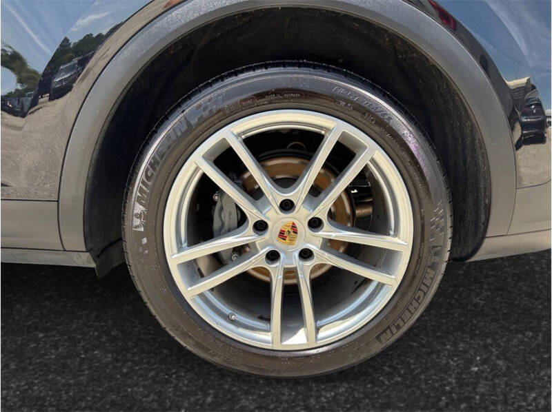 2019 Porsche Cayenne S
