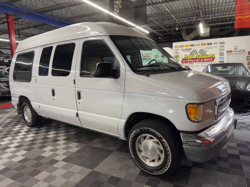 2002 Ford E-Series E-150