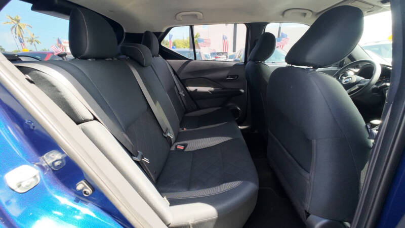 2020 Nissan Kicks SV