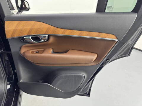 2024 Volvo XC90 Recharge T8 Plus Bright Theme 7P
