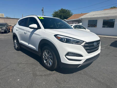2016 Hyundai Tucson for sale at Robert Judd Auto Sales in Washington UT