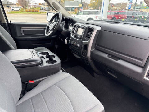 2023 RAM 1500 Classic SLT