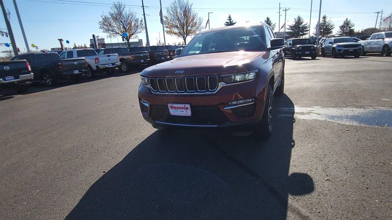 2025 Jeep Grand Cherokee for sale at Victoria Auto Sales in Victoria, MN