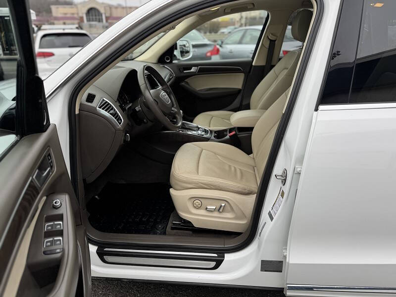 2017 Audi Q5 2.0T quattro Premium Plus