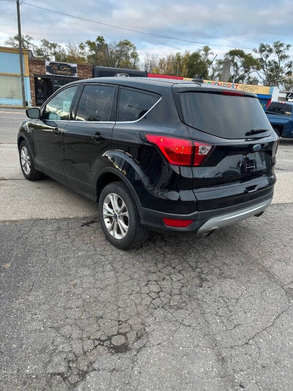 2019 Ford Escape SE