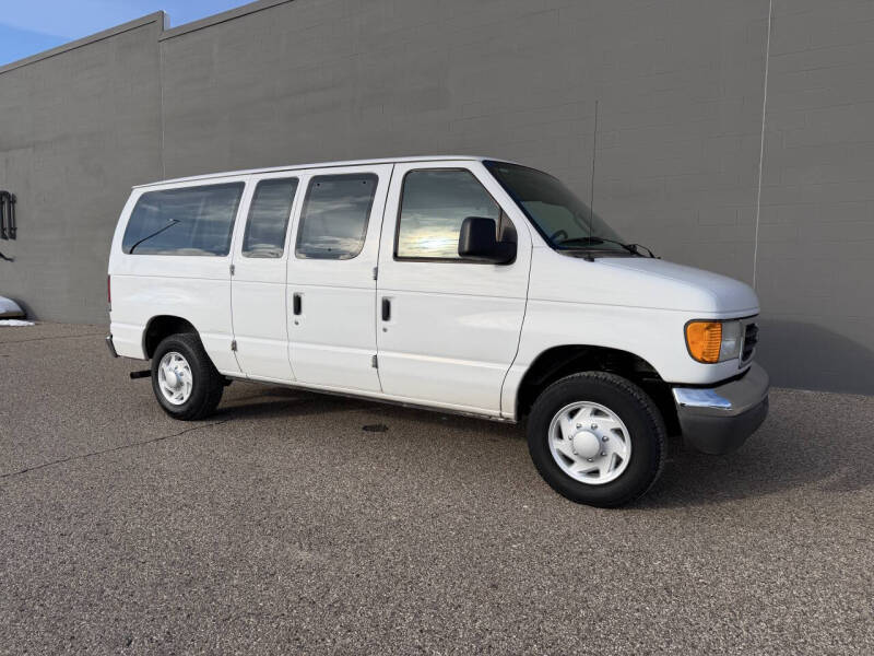 2007 Ford E-Series E-150 XLT