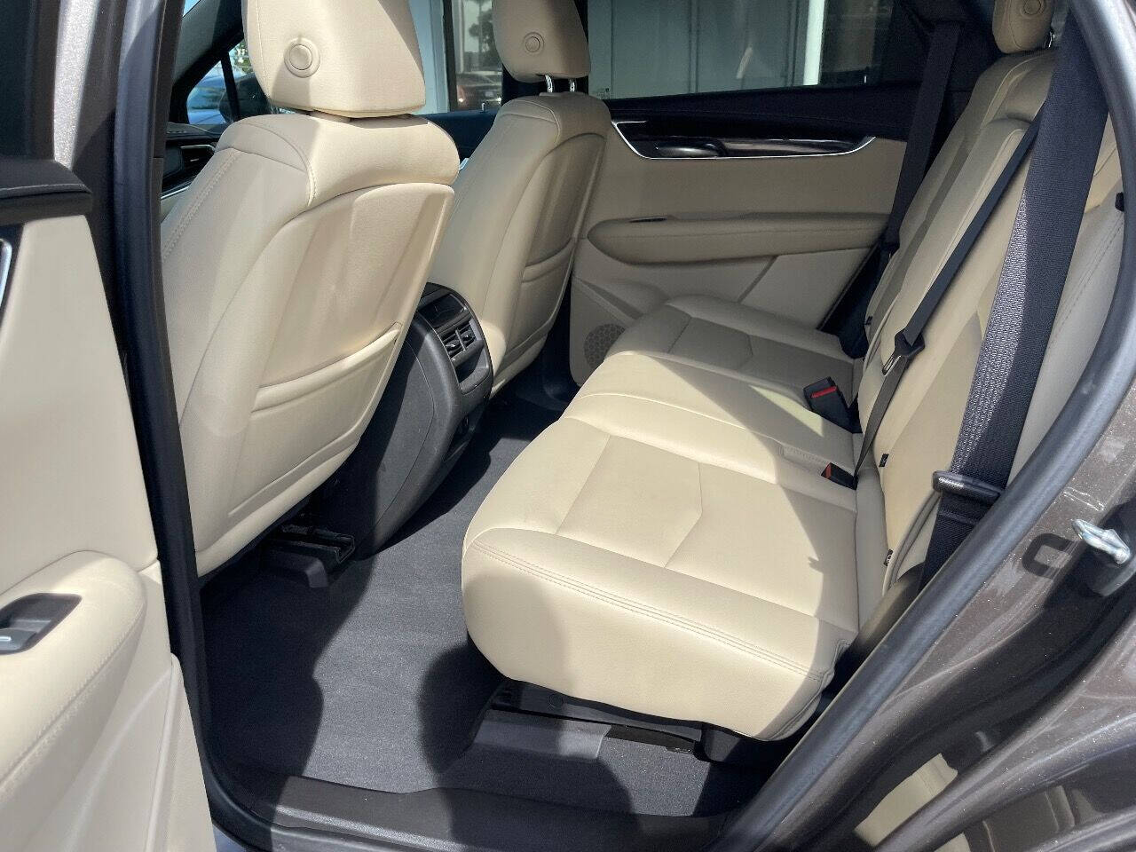 2019 Cadillac XT5  - $23,900