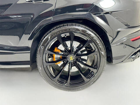 2024 Lamborghini Urus S