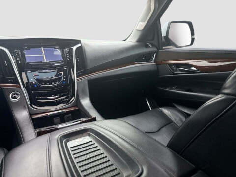 2020 Cadillac Escalade ESV Luxury