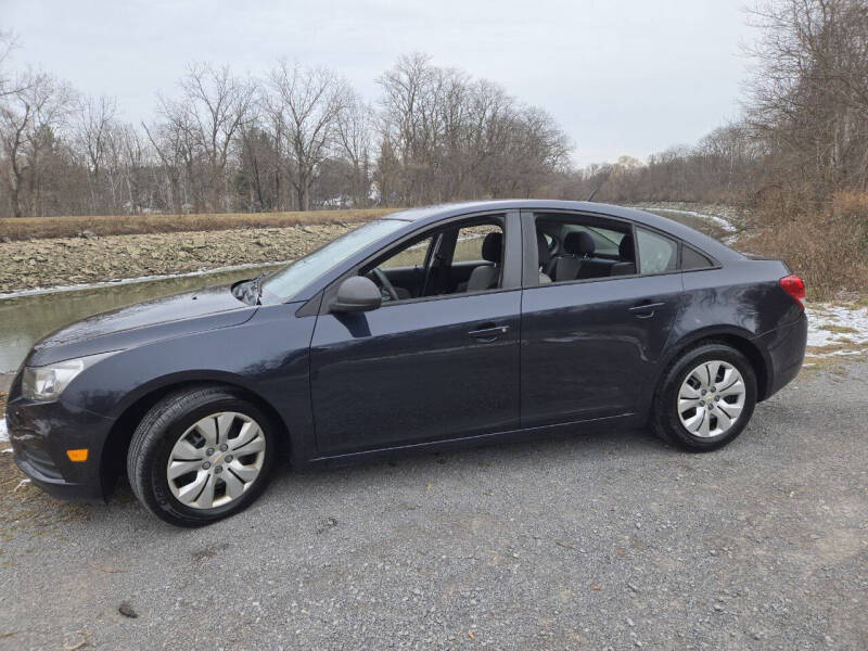 2014 Chevrolet Cruze LS photo 9