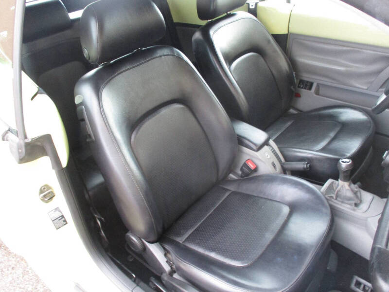 2003 Volkswagen New Beetle Convertible GLS