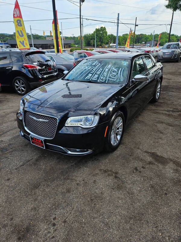 2016 Chrysler 300 C