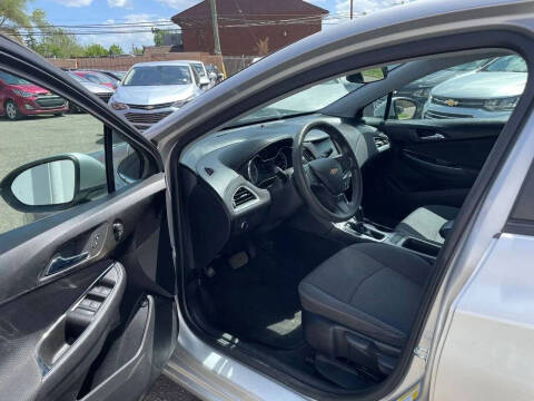 2019 Chevrolet Cruze LS