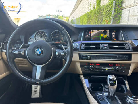 2016 BMW 5 Series 528i