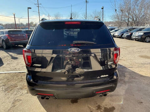 2018 Ford Explorer Sport