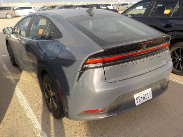 2025 Toyota Prius LE