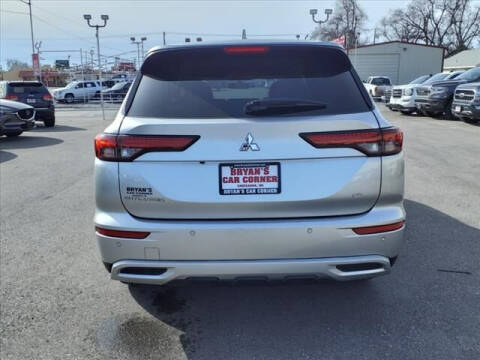 2022 Mitsubishi Outlander SE