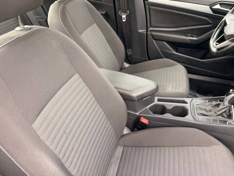 2025 Volkswagen Jetta S