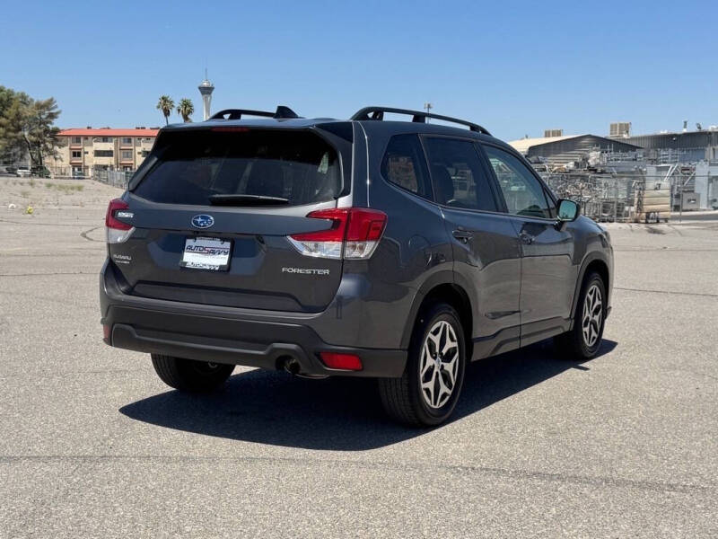 2024 Subaru Forester Premium