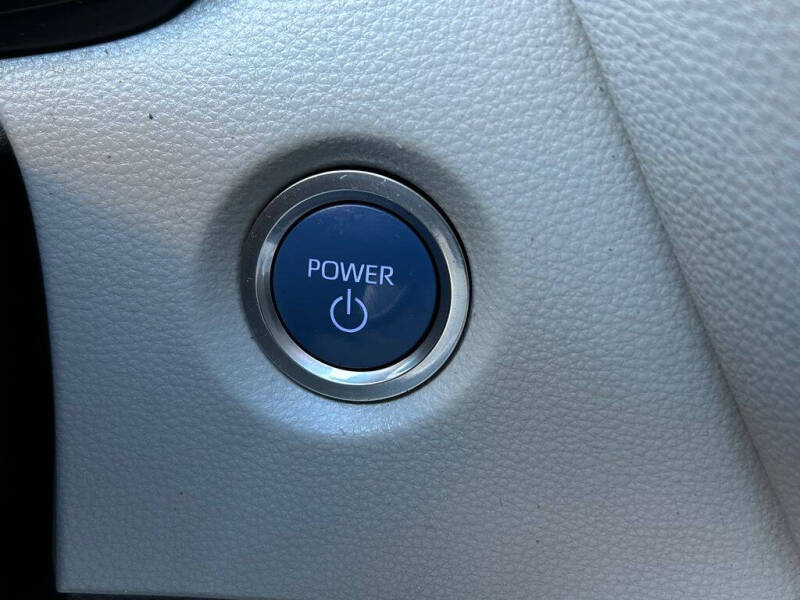 2020 Toyota Corolla Hybrid LE