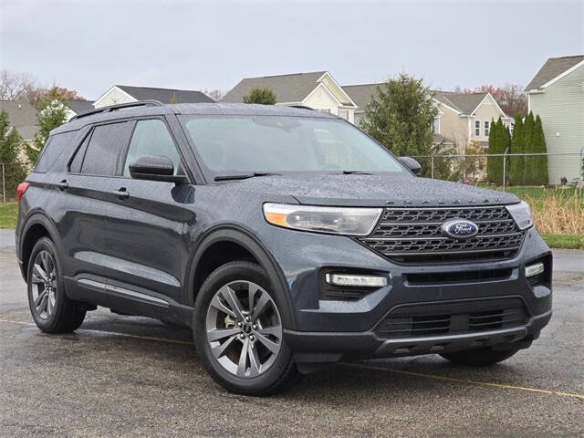 2022 Ford Explorer for sale at Auto Center of Columbus in Columbus OH