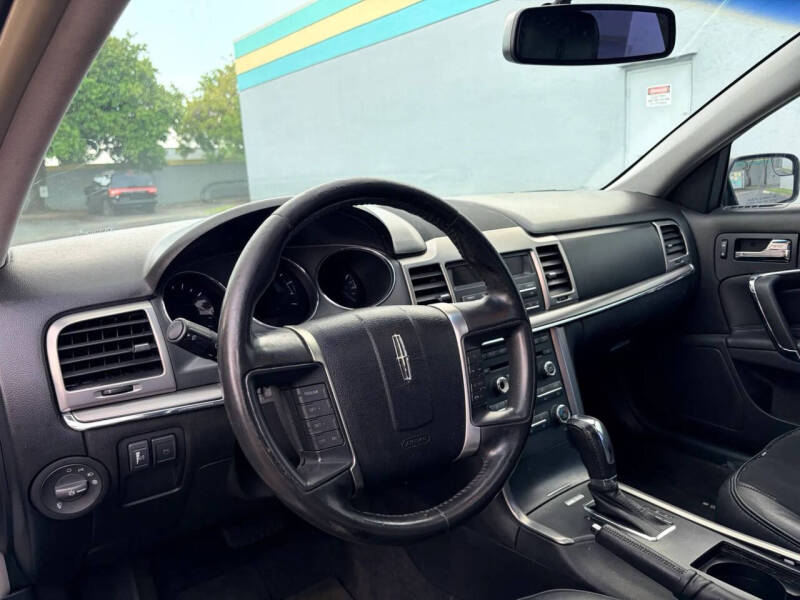 2012 Lincoln MKZ
