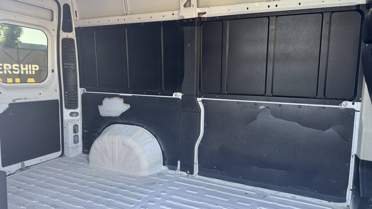 2020-ram-promaster-2500-136-wb-3dr-high-roof-cargo-van.jpg