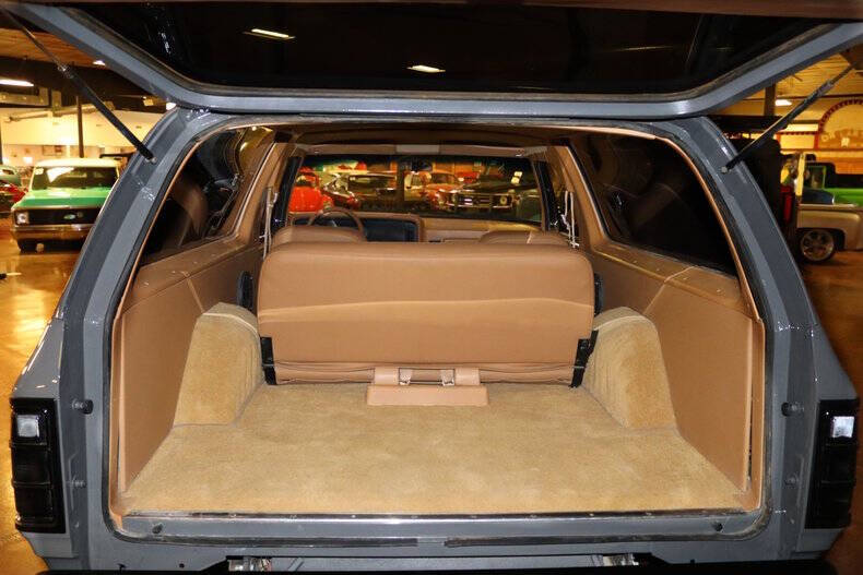 1988 Dodge Ramcharger 100