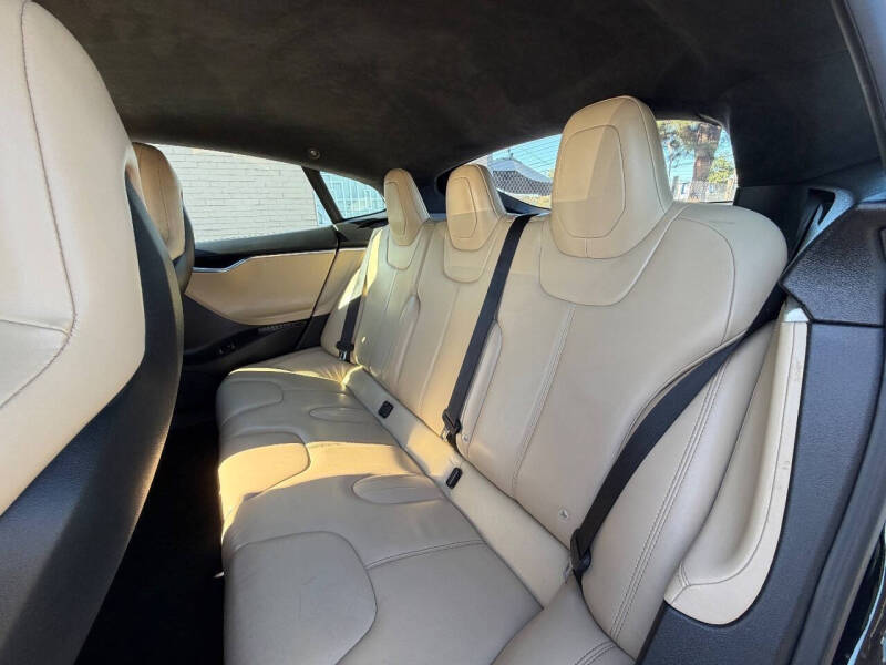 2016 Tesla Model S 70