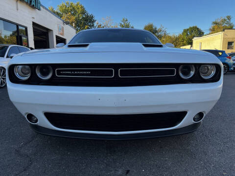 2021 Dodge Challenger SXT