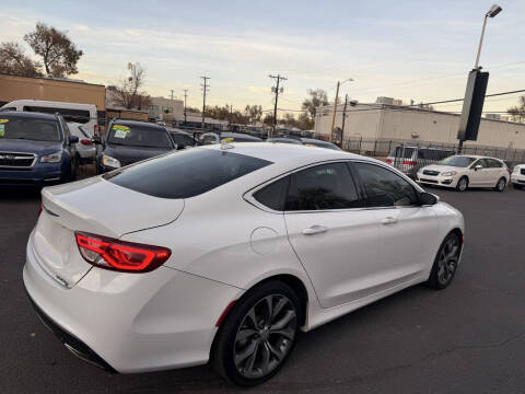 2016 Chrysler 200 C Platinum