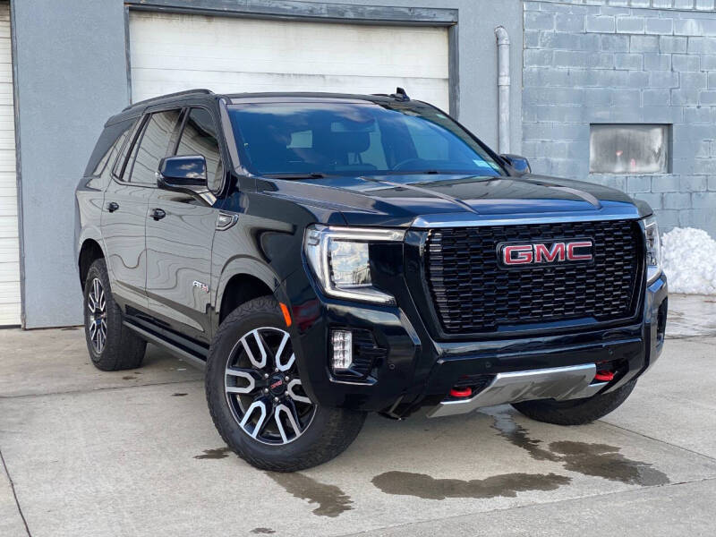 2023 GMC Yukon AT4's photo