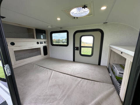 2025 Bontrager  Outdoors 12ROK