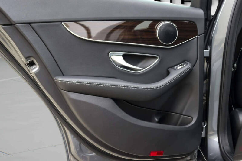 2017 Mercedes-Benz C-Class