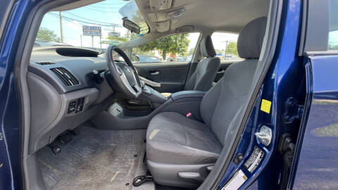 2011 Toyota Prius Five