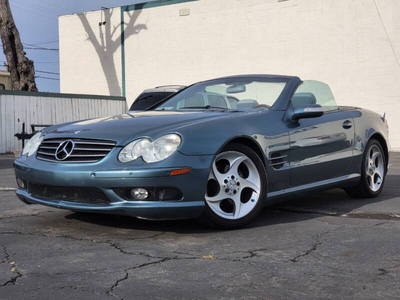2004 Mercedes-Benz SL-Class for sale at Easy Go Auto LLC in Ontario CA